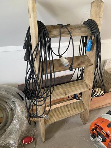 caravan stroomkabel + verlengkabel beschikbaar voor biedingen