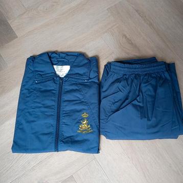 Trainingspak, maat XL nieuw! Ex defensie beschikbaar voor biedingen