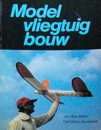 Modelvliegtuigbouw (een praktisch handboek), Ophalen of Verzenden, Zo goed als nieuw, Tekenen en Schilderen