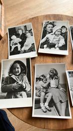 Margriet en Marijke ansichtkaart fotos allen 1948, Verzamelen, Koninklijk Huis en Royalty, Ophalen of Verzenden, Gebruikt, Kaart, Foto of Prent