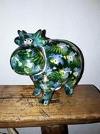 Pomme-Pidou spaarpot koe "Bella", Verzamelen, Spaarpotten, Ophalen of Verzenden, Zo goed als nieuw, Steen, Aardewerk of Keramiek