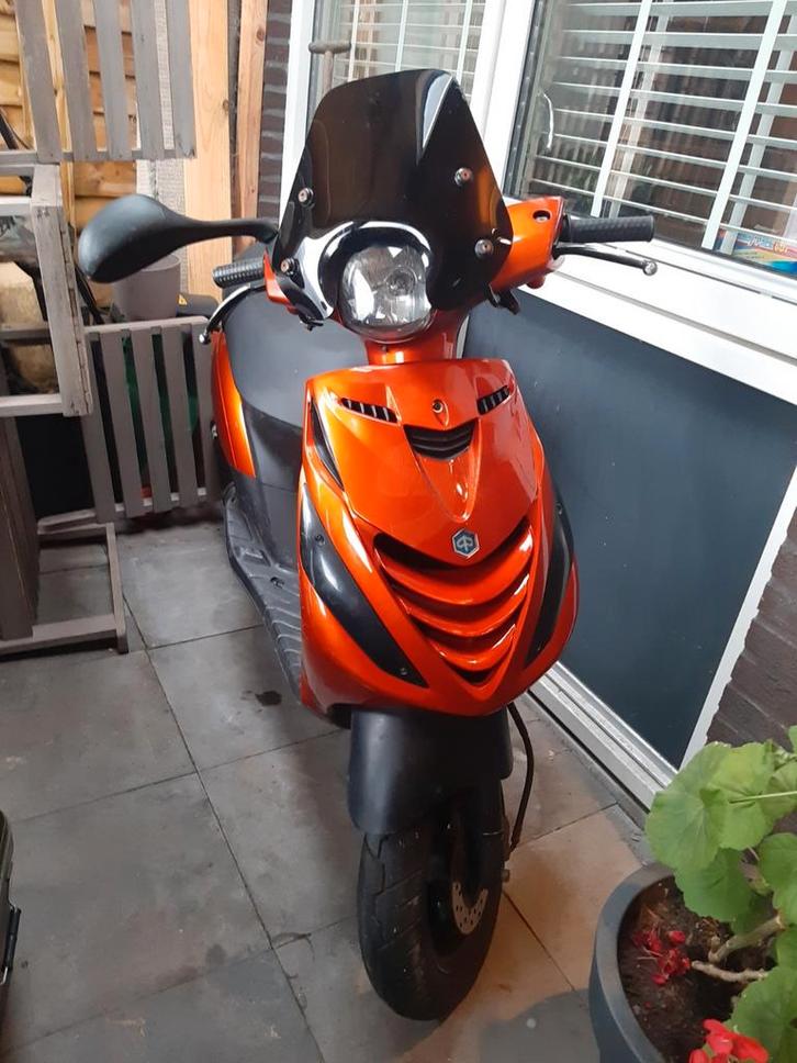 Piaggio Zip 4 takt 80cc (zonder kenteken), Fietsen en Brommers, Scooters | Piaggio, Gebruikt, Zip, Benzine, Ophalen