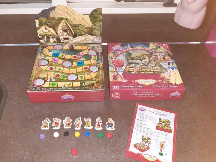 Sneeuwwitje en de zeven dwergen nieuwstaat Jumbo, Hobby en Vrije tijd, Gezelschapsspellen | Bordspellen, Zo goed als nieuw, Ophalen of Verzenden