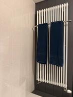 Design radiator voor badkamer met chromen handdoekhouder, 800 watt of meer, Minder dan 60 cm, 80 cm of meer, Zo goed als nieuw