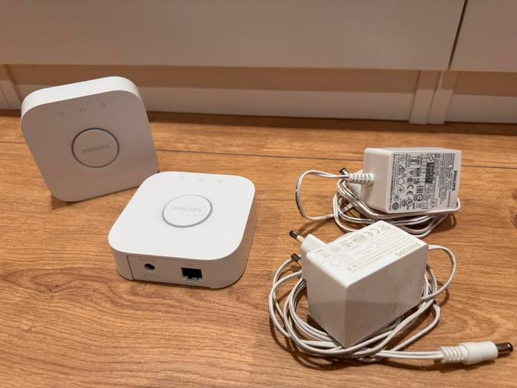 Set van twee Philips Hue bridge (versie 2.1) voor 30 euro, Huis en Inrichting, Lampen | Overige, Zo goed als nieuw, Ophalen of Verzenden