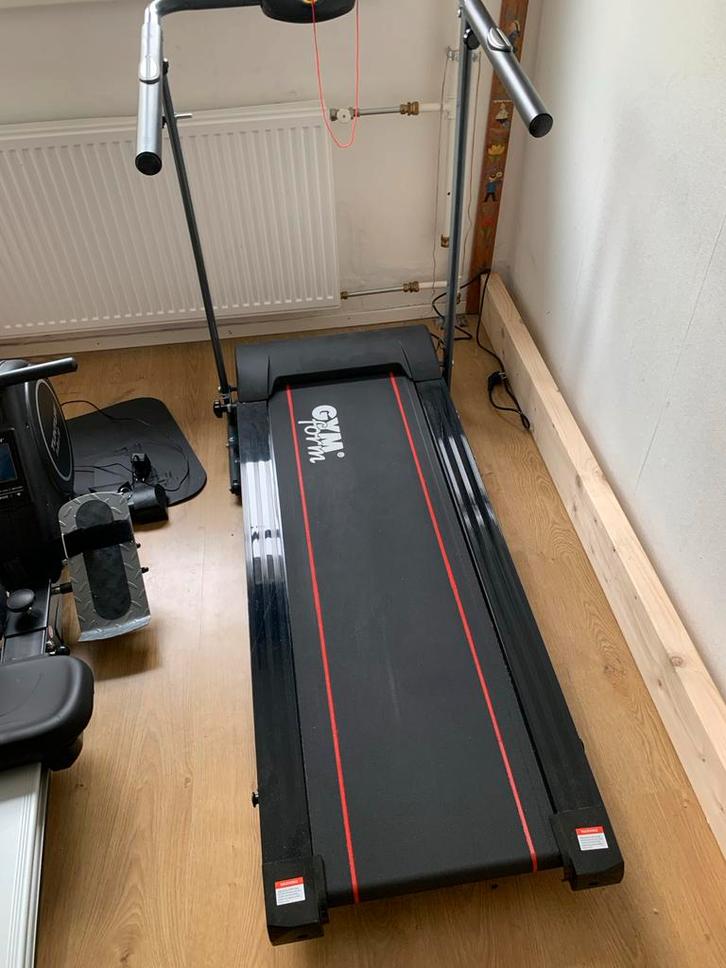 Gymform Slim Fold Loopband Pro, Sport en Fitness, Fitnessapparatuur, Zo goed als nieuw, Loopband, Benen, Metaal, Ophalen