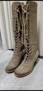 Mooie suède rijglaarzen, Kleding | Dames, Schoenen, Verzenden, Zo goed als nieuw, Bruin