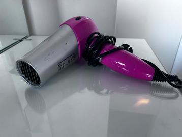 Roze Föhn - Gebruikt, Werkt Goed! beschikbaar voor biedingen
