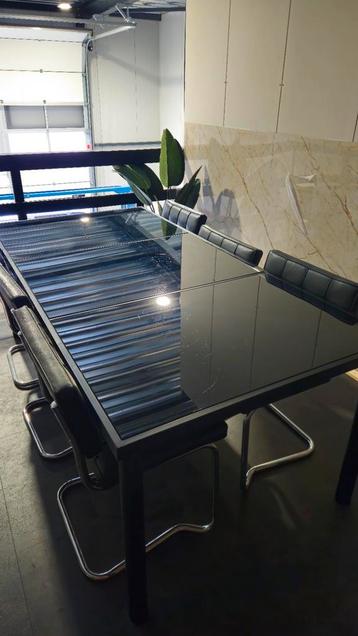 Glazen eettafel smoke glas met 6 stoelen - 200x100cm beschikbaar voor biedingen