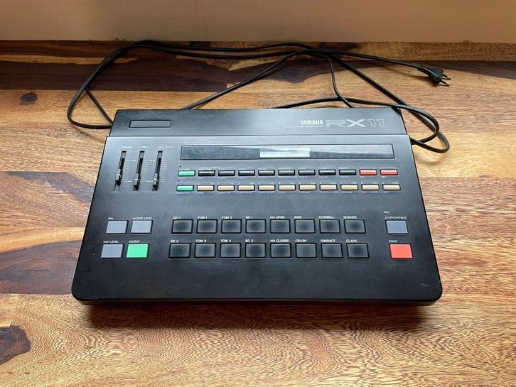Yamaha RX11 Vintage Drumcomputer, Muziek en Instrumenten, Drumcomputers, Gebruikt, Yamaha, Ophalen of Verzenden