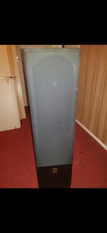 Qubic QLN speakers beschikbaar voor biedingen