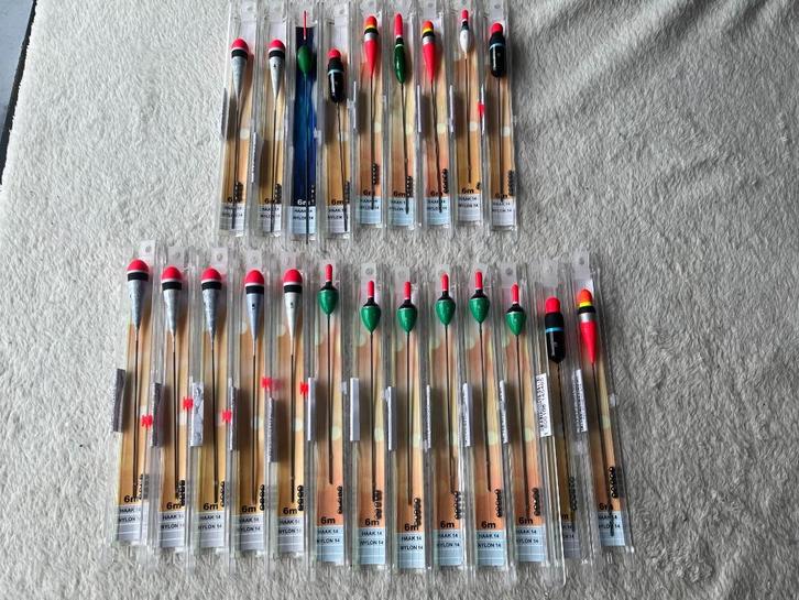 adv 344 / NIEUW mixset 22 tuigjes, Watersport en Boten, Hengelsport | Witvissen, Nieuw, Dobber of Lood, Verzenden