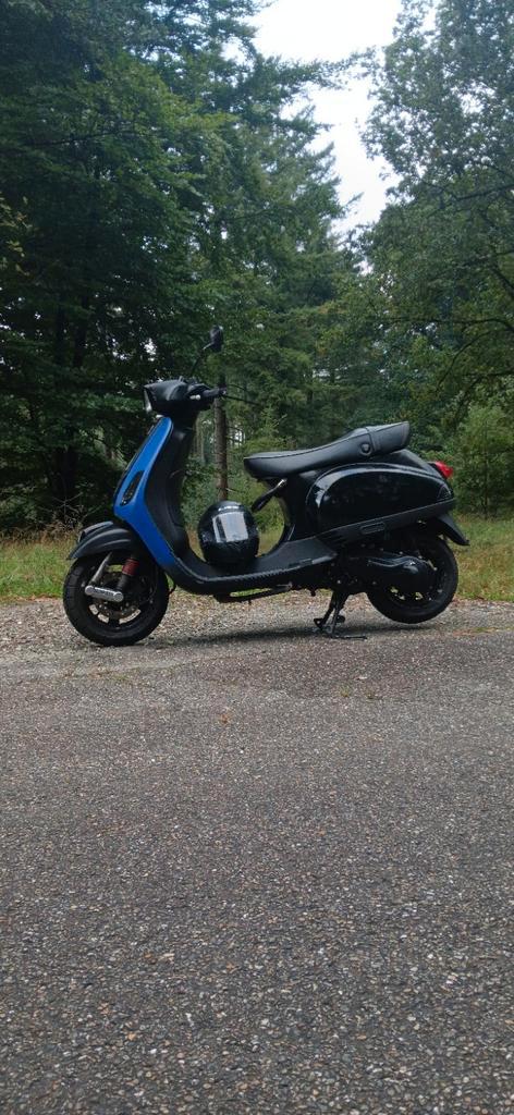 Vespa s 50 2t (waardepeiling), Fietsen en Brommers, Scooters | Vespa, Zo goed als nieuw, Tweetakt, Ophalen