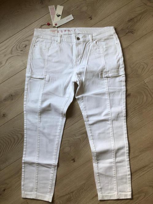 Nieuwe witte broek Esprit maat 40 cropped, Kleding | Dames, Broeken en Pantalons, Nieuw, Maat 38/40 (M), Wit, Lang, Ophalen of Verzenden