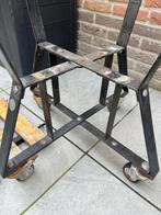 Onderstel Kamado met 2 zijtafels, Ophalen, Gebruikt, The Bastard