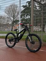 YT Tues CF Comp 27,5, Fietsen en Brommers, Fietsen | Mountainbikes en ATB, Overige merken, Fully, 45 tot 49 cm, Ophalen of Verzenden