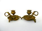 2 Kleine barok blaker / kandelaars van brons, Antiek en Kunst, Antiek | Kandelaars, Ophalen of Verzenden, Koper of Brons