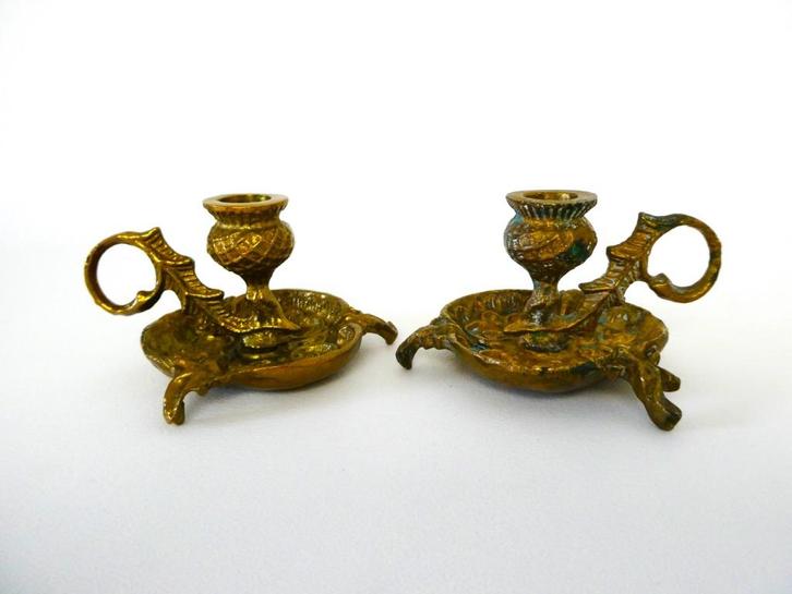 2 Kleine barok blaker / kandelaars van brons, Antiek en Kunst, Antiek | Kandelaars, Koper of Brons, Ophalen of Verzenden