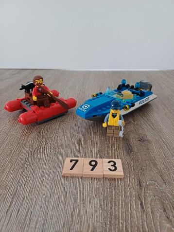 Lego City Wilde Rivierontsnapping 60176 beschikbaar voor biedingen