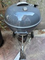 Weber BBQ grijs, Tuin en Terras, Houtskoolbarbecues, Ophalen, Gebruikt, Weber., Met accessoires