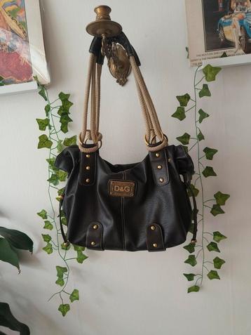Vintage D&G Handtas beschikbaar voor biedingen