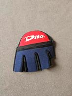Dita kinder  hockey handschoenen maat  s en l, Sport en Fitness, Hockey, Ophalen of Verzenden, Zo goed als nieuw, Overige typen