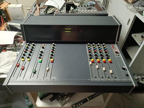 Eela audio SBM90 mengpaneel met garantie, Audio, Tv en Foto, Professionele Audio-, Tv- en Video-apparatuur, Zo goed als nieuw