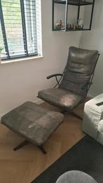 Leren stoel met hocker, Gebruikt, Ophalen of Verzenden, 50 tot 75 cm, Leer