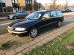 Volvo V70 2.4 170PK AUT Tel Leder Navi Carkit Xenon Nwe Dist, Beige, Zwart, Stationwagon, 2435 cc