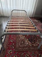 Bed en onderschuifbed, Huis en Inrichting, Ophalen, Overige materialen, Gebruikt, 90 cm