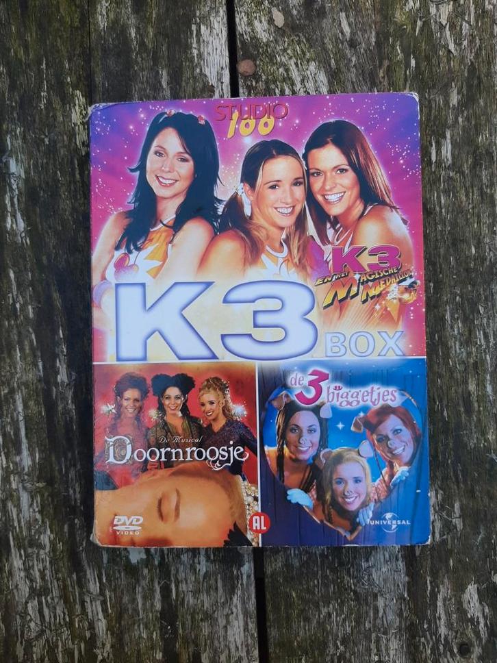 K3 box dvd doornroosje 3 biggetjes magische medaillon, Cd's en Dvd's, Dvd's | Kinderen en Jeugd, Zo goed als nieuw, Film, Avontuur