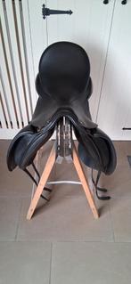 Hulsebos zadel, Ophalen, Dressuur