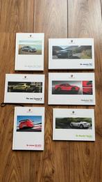 Diverse oudere Porsche brochures met harde kaft, Boeken, Auto's | Folders en Tijdschriften, Ophalen of Verzenden, Zo goed als nieuw