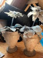 Kunstbloemen in stenenvaas!, Huis en Inrichting, Woonaccessoires | Kunstplanten en Kunstbloemen, Ophalen, Zo goed als nieuw