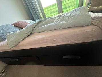 Bedframe met lattenbodem - afbeelding 3