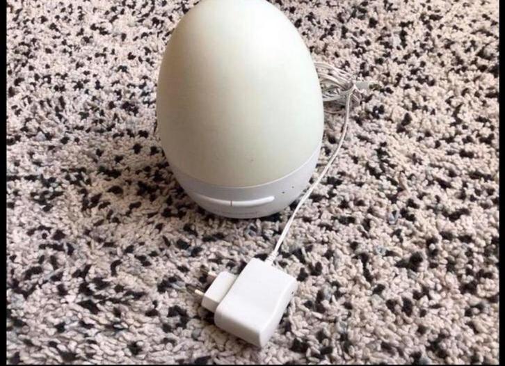 TREBS leuke💥LICHT LAMP/SPEAKER ALLERLEI KLEURTJES DISCO, Witgoed en Apparatuur, Wekkers, Zo goed als nieuw, Ophalen of Verzenden