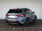 BMW 1 Serie M135i xDrive | Executive | Comfort Pack | Harman, Auto's, BMW, 1998 cc, Stof, Gebruikt, 4 cilinders