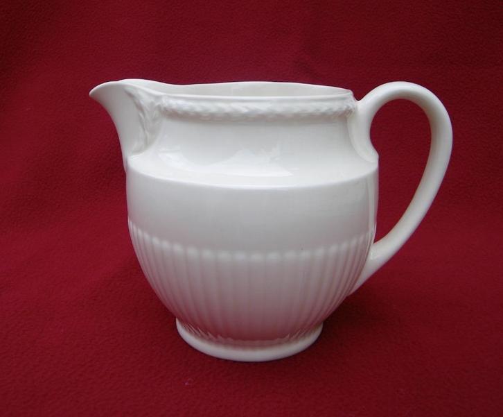Wedgwood EDME  Grote melk/water/sapkan 0,8 ltr, Huis en Inrichting, Keuken | Servies, Zo goed als nieuw, Overige typen, Wedgwood