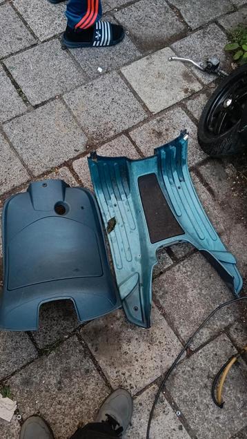 Binnen kappenset Vespa lx s lxv 50 beschikbaar voor biedingen