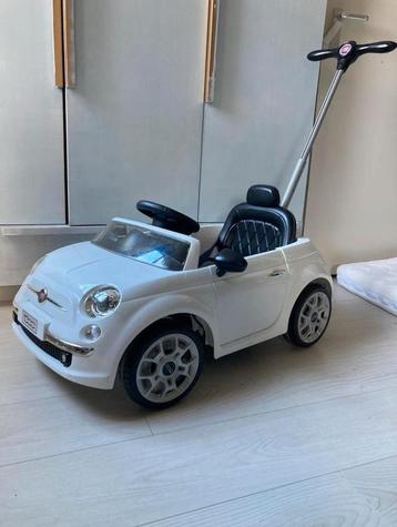 Speelgoedauto loopauto fiat 500 wit met duw stang kinderauto
