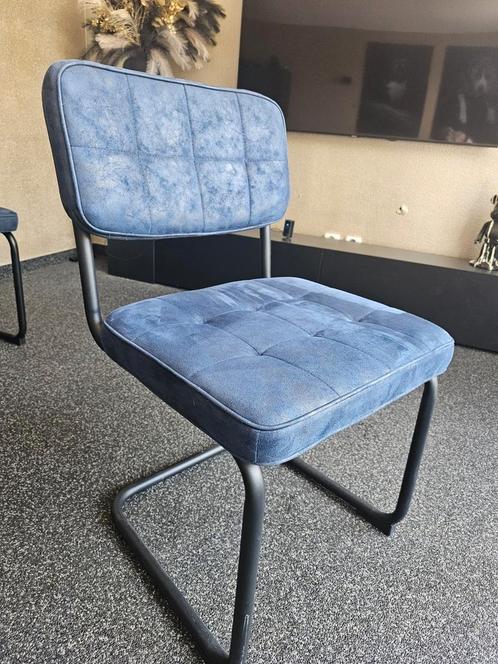 4 Eetkamerstoelen in goede staat, chique en fijne zit!, Huis en Inrichting, Stoelen, Zo goed als nieuw, Stof, Blauw, Ophalen of Verzenden