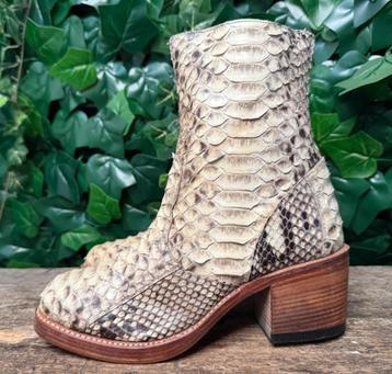 Nieuwe prachtige vintage python laarzen van Sendra maat 37 beschikbaar voor biedingen