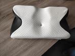 Orthopedisch kussen zwart-wit, Huis en Inrichting, Woonaccessoires | Kussens, Ophalen, Zo goed als nieuw, Wit, Rechthoekig