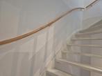 Trapleuningen nieuwbouwwoning 2x 90cm, 2x 105cm 2x 340cm, Doe-het-zelf en Verbouw, Ladders en Trappen, Ophalen, Zo goed als nieuw