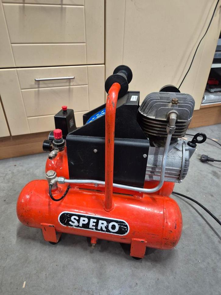 Spero Compressor draagbaar, Doe-het-zelf en Verbouw, Compressors, Gebruikt, 6 tot 10 bar, Minder dan 25 liter, Minder dan 200 liter/min