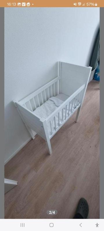 Baby bed beschikbaar voor biedingen