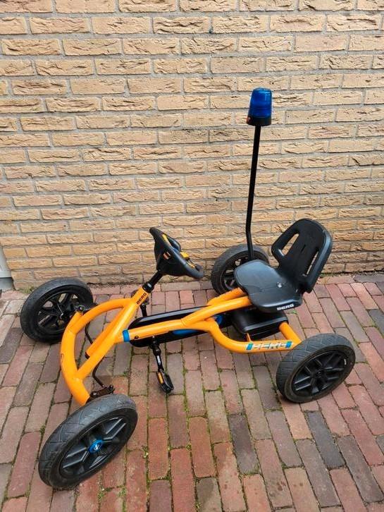 Oranje BERG skelter incl geluidbox stuur + zwaailicht, Kinderen en Baby's, Speelgoed | Buiten | Skelters, Zo goed als nieuw, Berg