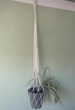 Macrame plantenhanget, Ophalen of Verzenden, Zo goed als nieuw