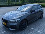 BMW M140i | UNIEK! | F21 | Handbak | Sperdif | RWD | DEALER, Auto's, BMW, Achterwielaandrijving, Zwart, Alcantara, 340 pk