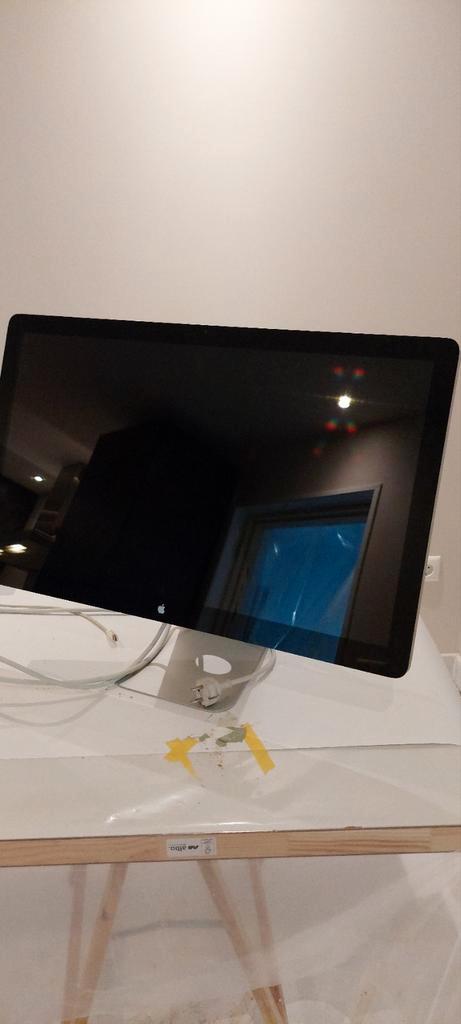 Apple 27" Thunderbolt Display Wit A1407 <30u Gebruikt, Computers en Software, Monitoren, Zo goed als nieuw, 60 Hz of minder, HDMI
